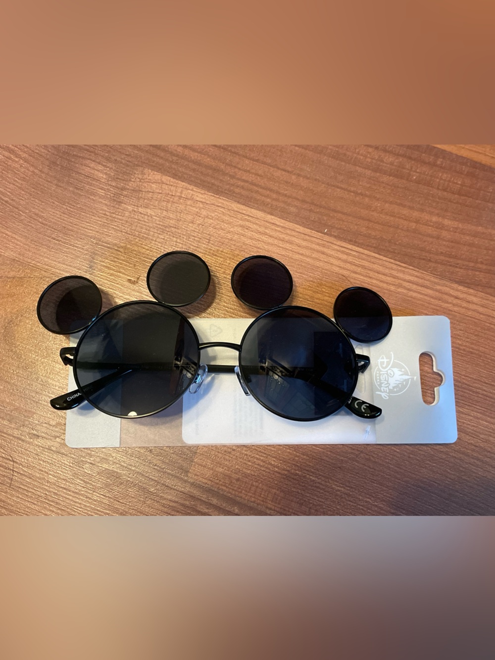 NWT Disney black Mickey sunglasses